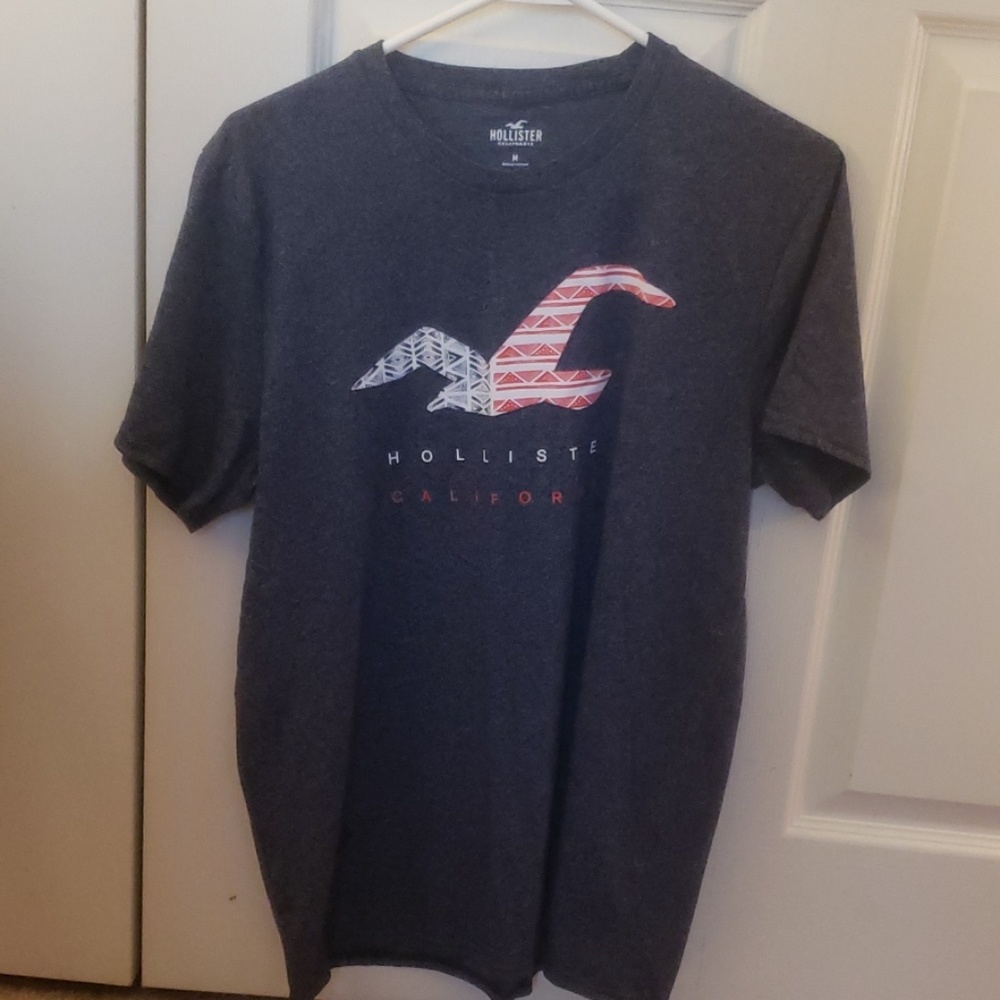 Hollister T-shirt